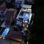Luxury Lavie Pensjonat 4*