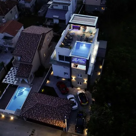 Luxury Lavie Pensjonat 4*