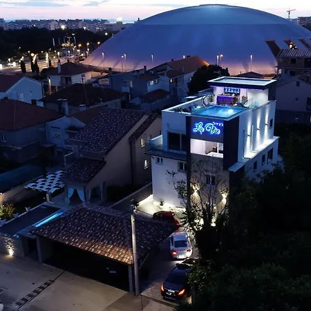 Luxury Lavie בית הארחה זאדאר