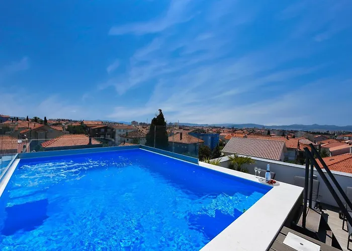 Luxury Lavie Πανσιόν Ζαντάρ